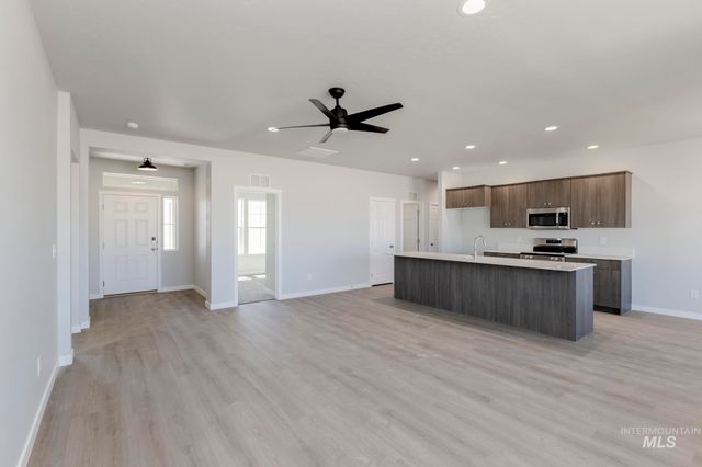 18405 N Sweet William Ave, Nampa, ID 83687