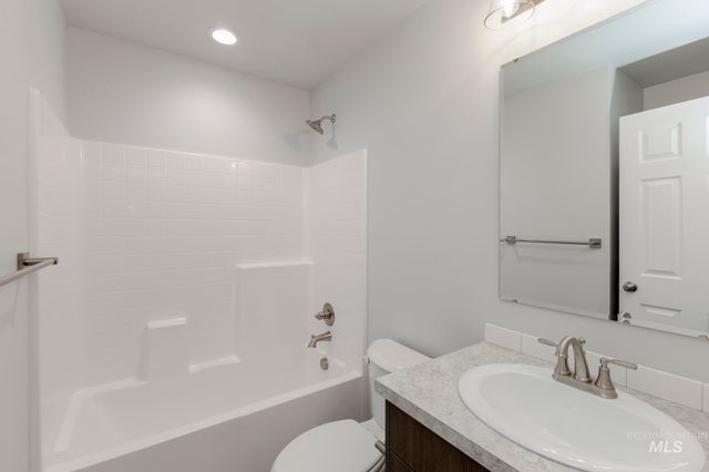 18405 N Sweet William Ave, Nampa, ID 83687