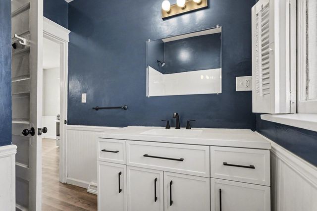 892 W Forest Avenue, Muskegon, MI 49441