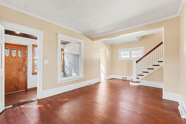 892 W Forest Avenue, Muskegon, MI 49441