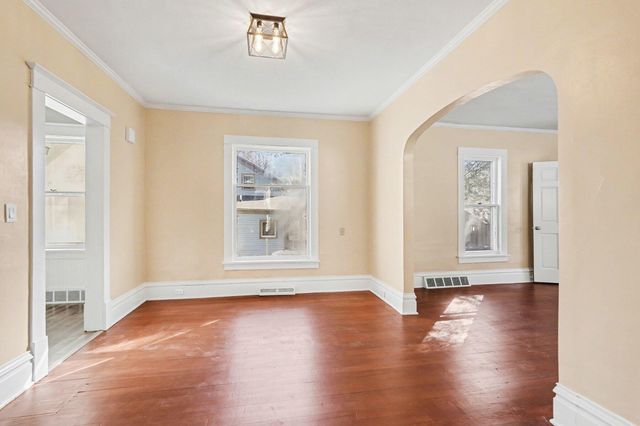 892 W Forest Avenue, Muskegon, MI 49441