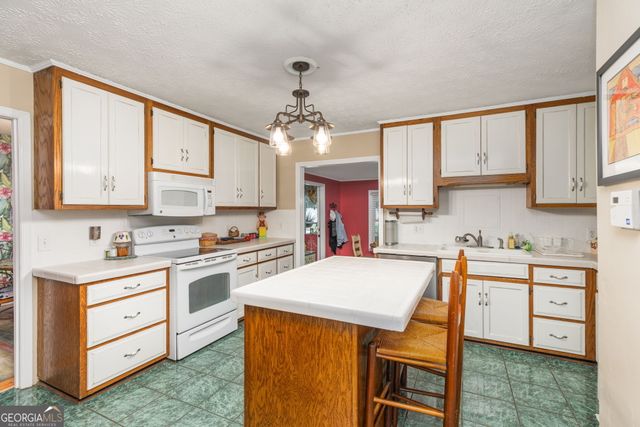 127 Walden Road, Sandersville, GA 31082