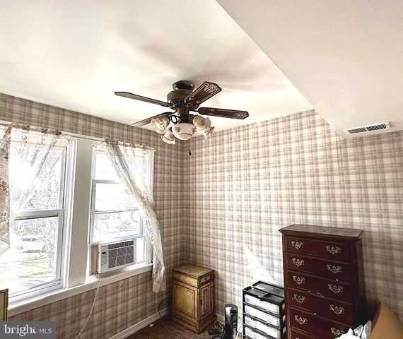 4566 HARDING RD, Pennsauken, NJ 08109