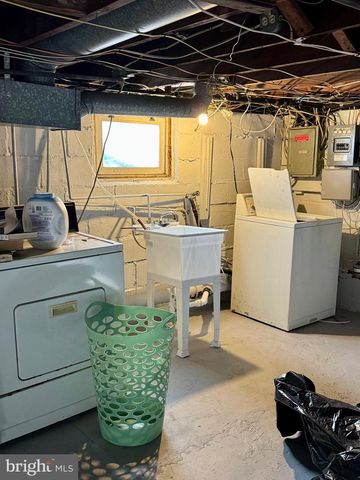 4566 HARDING RD, Pennsauken, NJ 08109