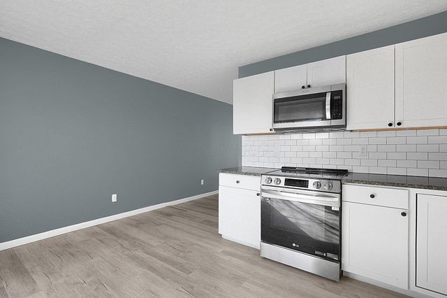 381 Chatterly Lane, Columbus, OH 43207