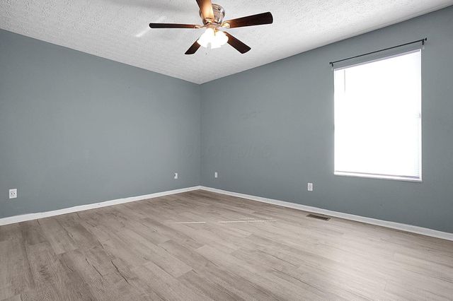 381 Chatterly Lane, Columbus, OH 43207