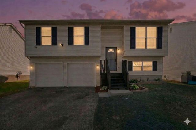 381 Chatterly Lane, Columbus, OH 43207