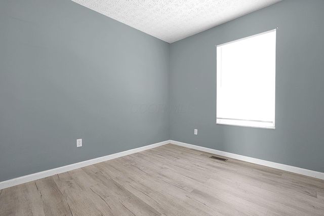 381 Chatterly Lane, Columbus, OH 43207