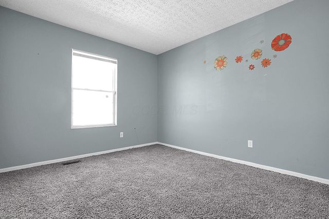 381 Chatterly Lane, Columbus, OH 43207