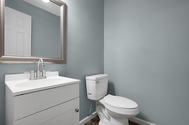 381 Chatterly Lane, Columbus, OH 43207