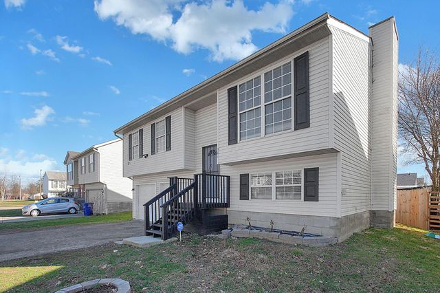 381 Chatterly Lane, Columbus, OH 43207