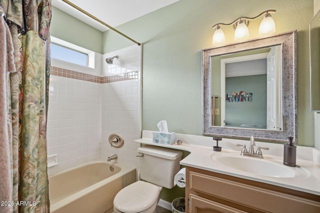 16826 E LAMPLIGHTER Way 8, Fountain Hills, AZ 85268