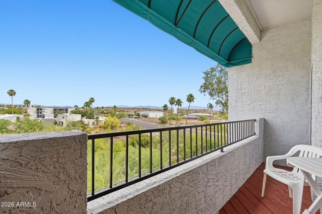 16826 E LAMPLIGHTER Way 8, Fountain Hills, AZ 85268