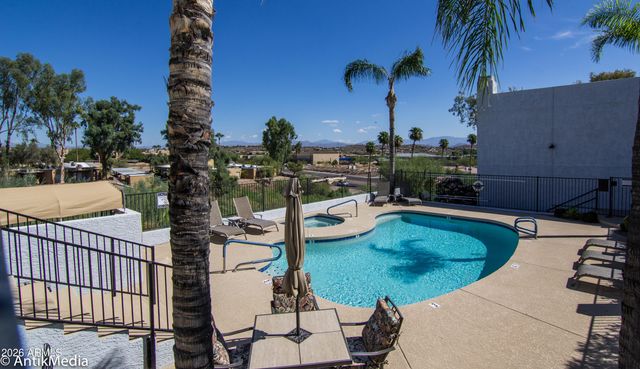 16826 E LAMPLIGHTER Way 8, Fountain Hills, AZ 85268