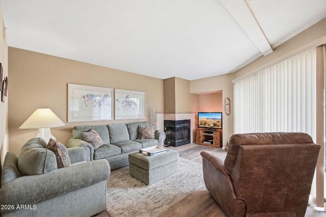16826 E LAMPLIGHTER Way 8, Fountain Hills, AZ 85268