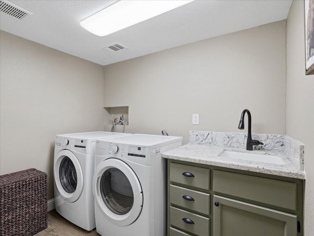 40518 Saddleback Road, Bass Lake, CA 93604