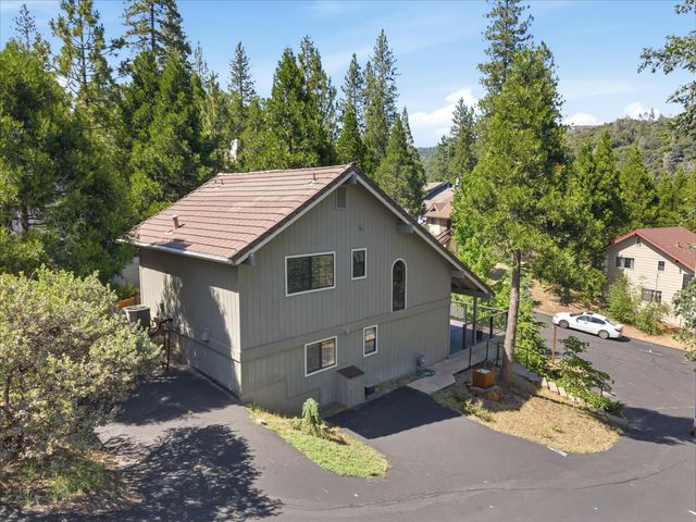 40518 Saddleback Road, Bass Lake, CA 93604