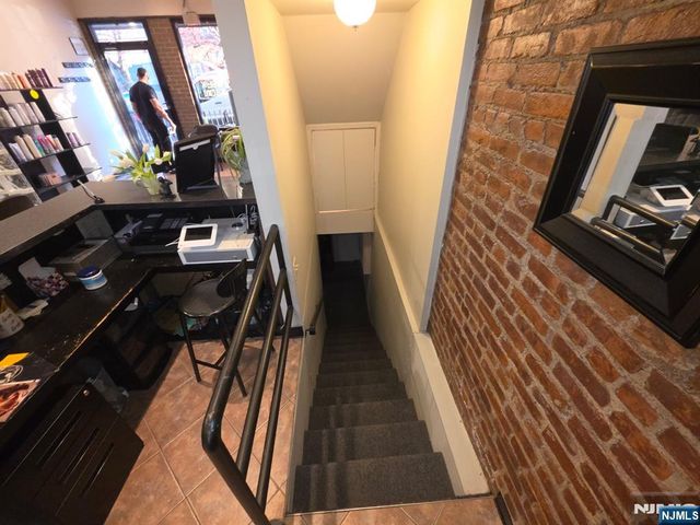 6-8 Thorne Street, Jersey City, NJ 07307
