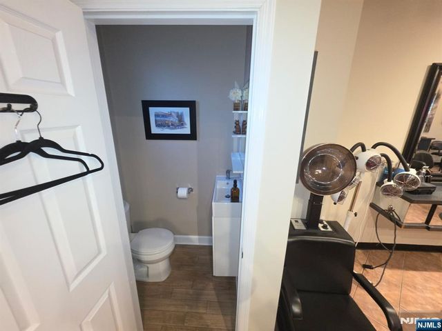 6-8 Thorne Street, Jersey City, NJ 07307