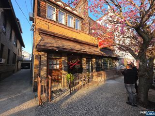 6-8 Thorne Street, Jersey City, NJ 07307