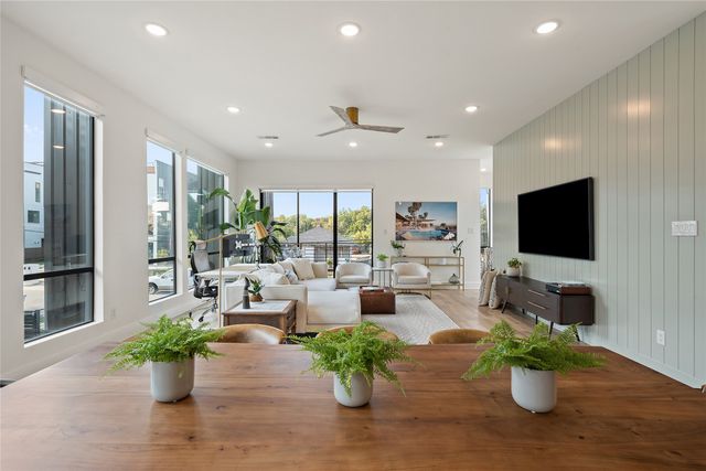 1006 Mobile Street, Dallas, TX 75208