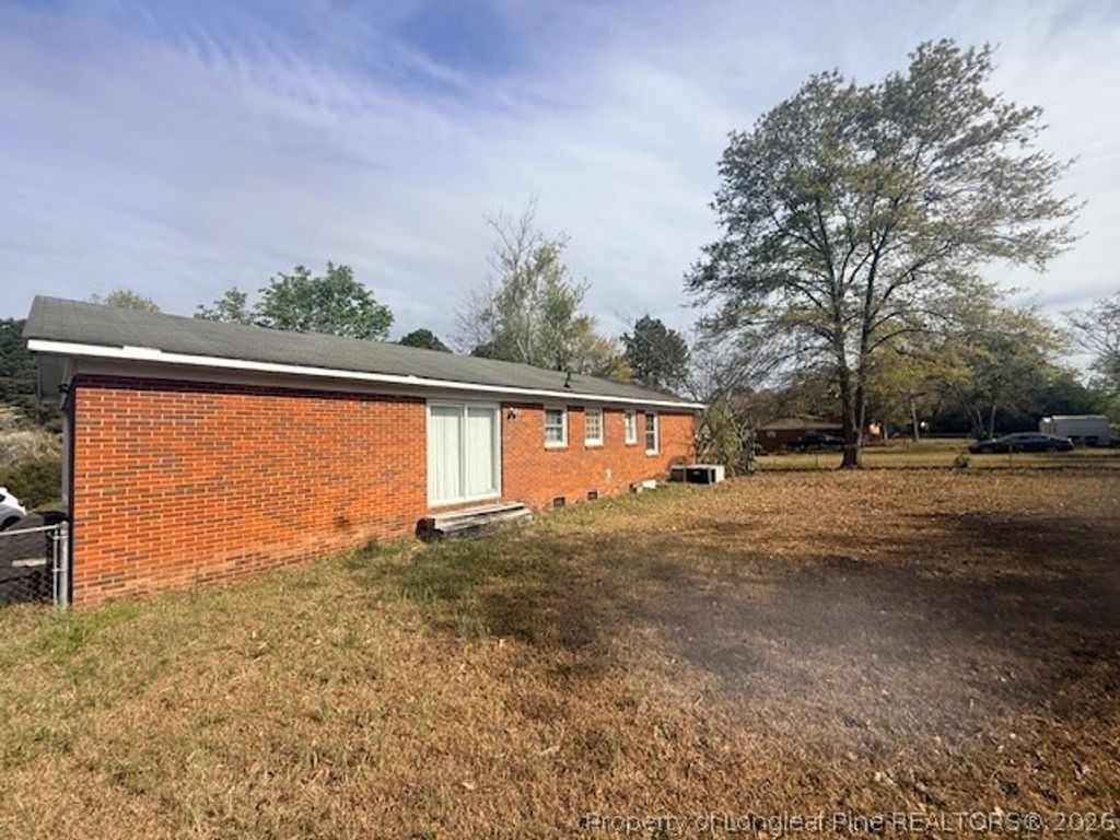1081 Madonna Drive, Fayetteville, NC 28311 — photo 9