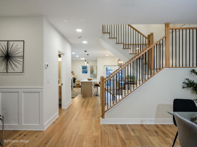 5141 W Dakin Street, Chicago, IL 60641