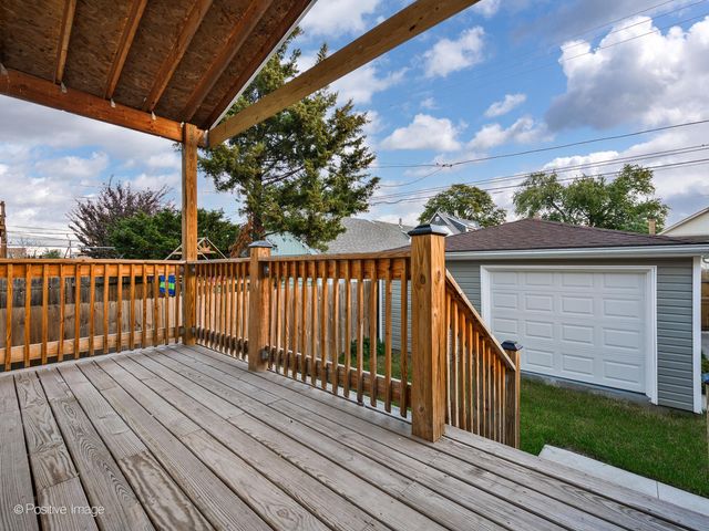 5141 W Dakin Street, Chicago, IL 60641