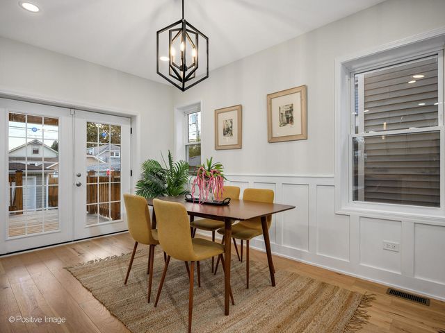 5141 W Dakin Street, Chicago, IL 60641