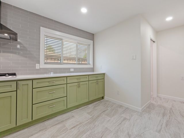 6327 Town Hill Lane, Dallas, TX 75214