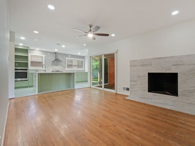 6327 Town Hill Lane, Dallas, TX 75214