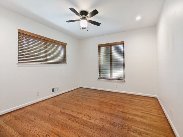 6327 Town Hill Lane, Dallas, TX 75214