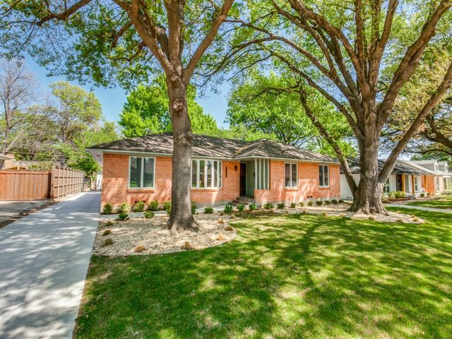 6327 Town Hill Lane, Dallas, TX 75214