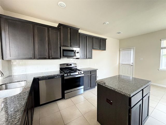 6034 Prince Place Drive, Rosenberg, TX 77471