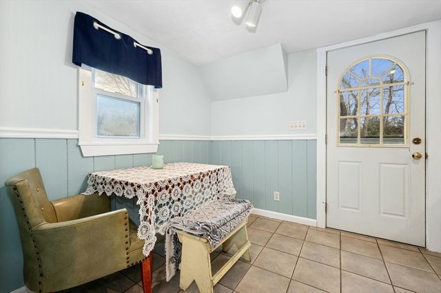13 Harwood St, Oxford, MA 01540
