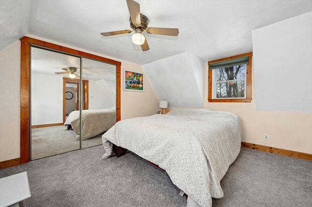 13 Harwood St, Oxford, MA 01540
