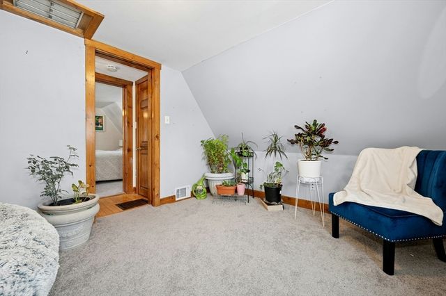 13 Harwood St, Oxford, MA 01540