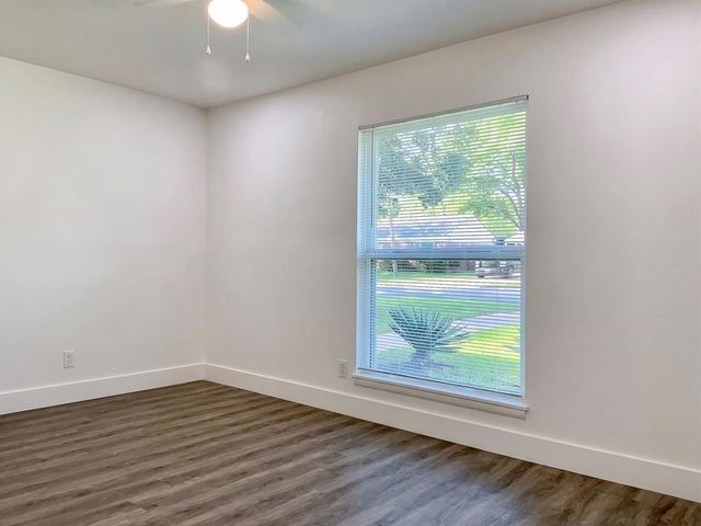 1605 Sweetbriar Ave, Austin, TX 78723