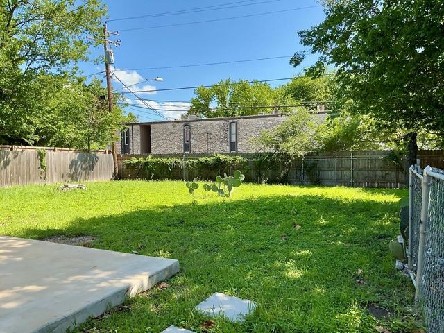 1605 Sweetbriar Ave, Austin, TX 78723