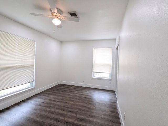 1605 Sweetbriar Ave, Austin, TX 78723