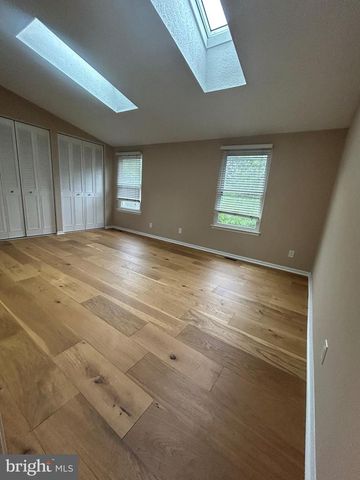 23 WATERVIEW COURT, Marlton, NJ 08053
