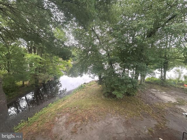 23 WATERVIEW COURT, Marlton, NJ 08053