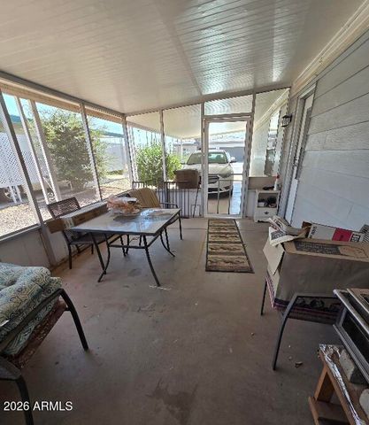 2227 N NICKLAUS Drive, Mesa, AZ 85215