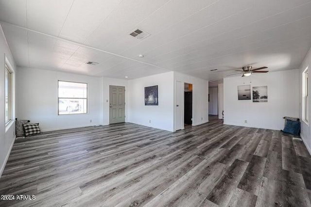 2227 N NICKLAUS Drive, Mesa, AZ 85215
