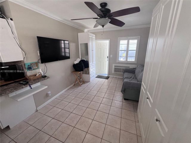 322 Harding St B206, Hollywood, FL 33019