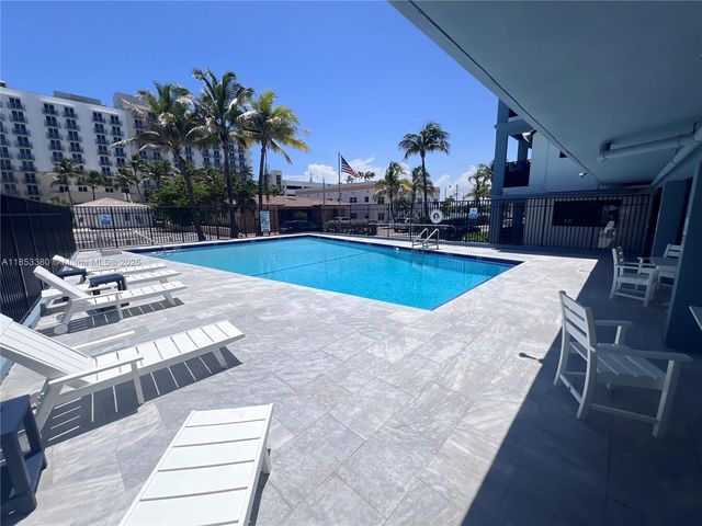 322 Harding St B206, Hollywood, FL 33019