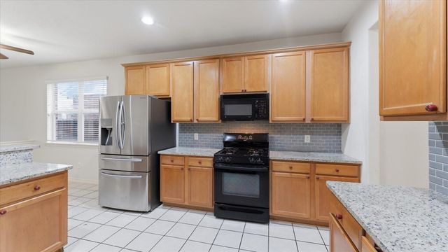4931 Trailing Clover Court, Houston, TX 77084