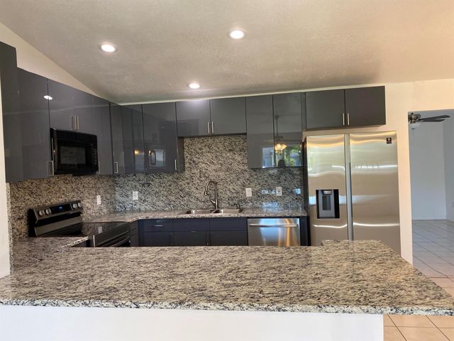 757 NW Bayard Avenue, Port St Lucie, FL 34983