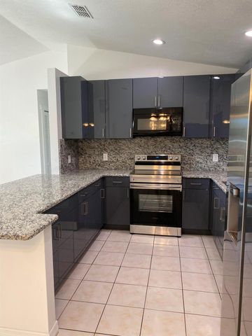 757 NW Bayard Avenue, Port St Lucie, FL 34983