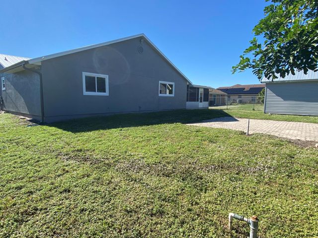 757 NW Bayard Avenue, Port St Lucie, FL 34983